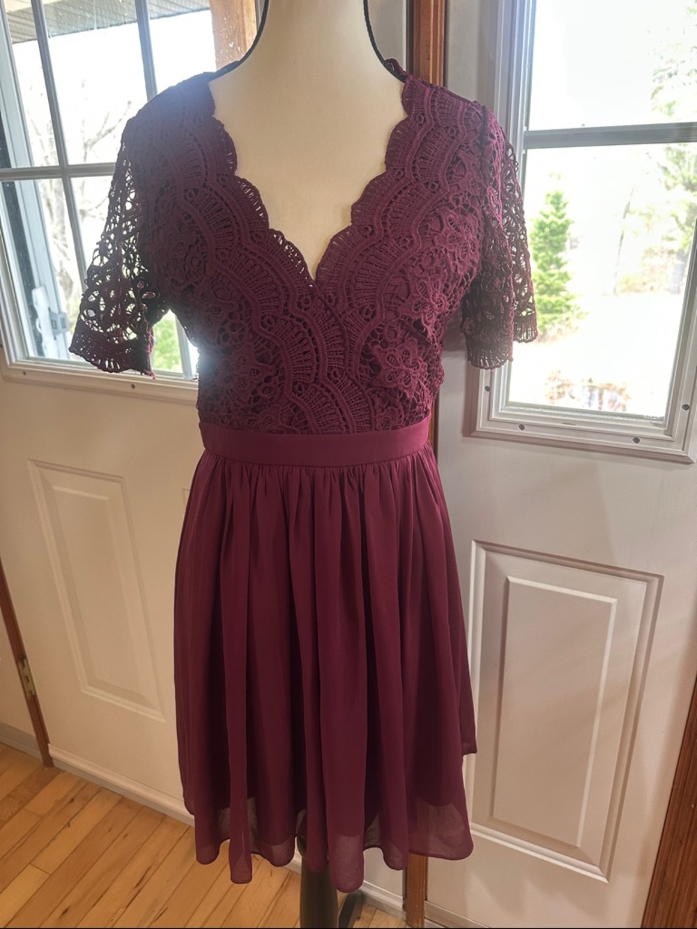 Lulu's Burgundy Lace V-Neck Midi Dress